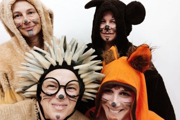 Ura pravljic v Sežani