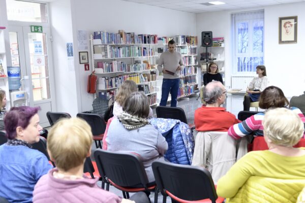 Predstavitev romana ”Pričakovanja” Anje Mugerli