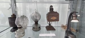 Razstava Bodi svetilka (julij-avgust 2025)