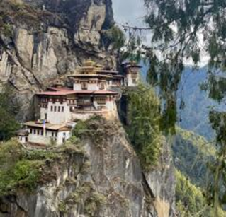 S knjižnim nahrbtnikom na potep … po Butanu